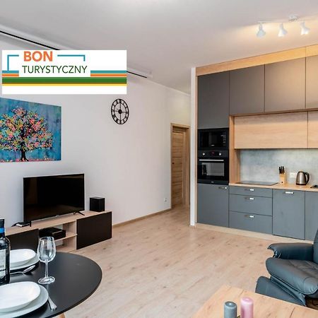 شقة فروتسواف  في Apartwro - Apartament Przy Wyspie Slodowej, Garaz, Projektor, Rowery المظهر الخارجي الصورة