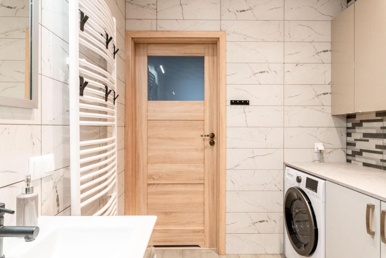 شقة فروتسواف  في Apartwro - Apartament Przy Wyspie Slodowej, Garaz, Projektor, Rowery المظهر الخارجي الصورة